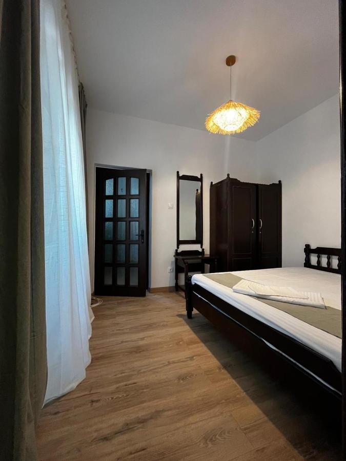 La Conac Ξενοδοχείο Nufaru Εξωτερικό φωτογραφία